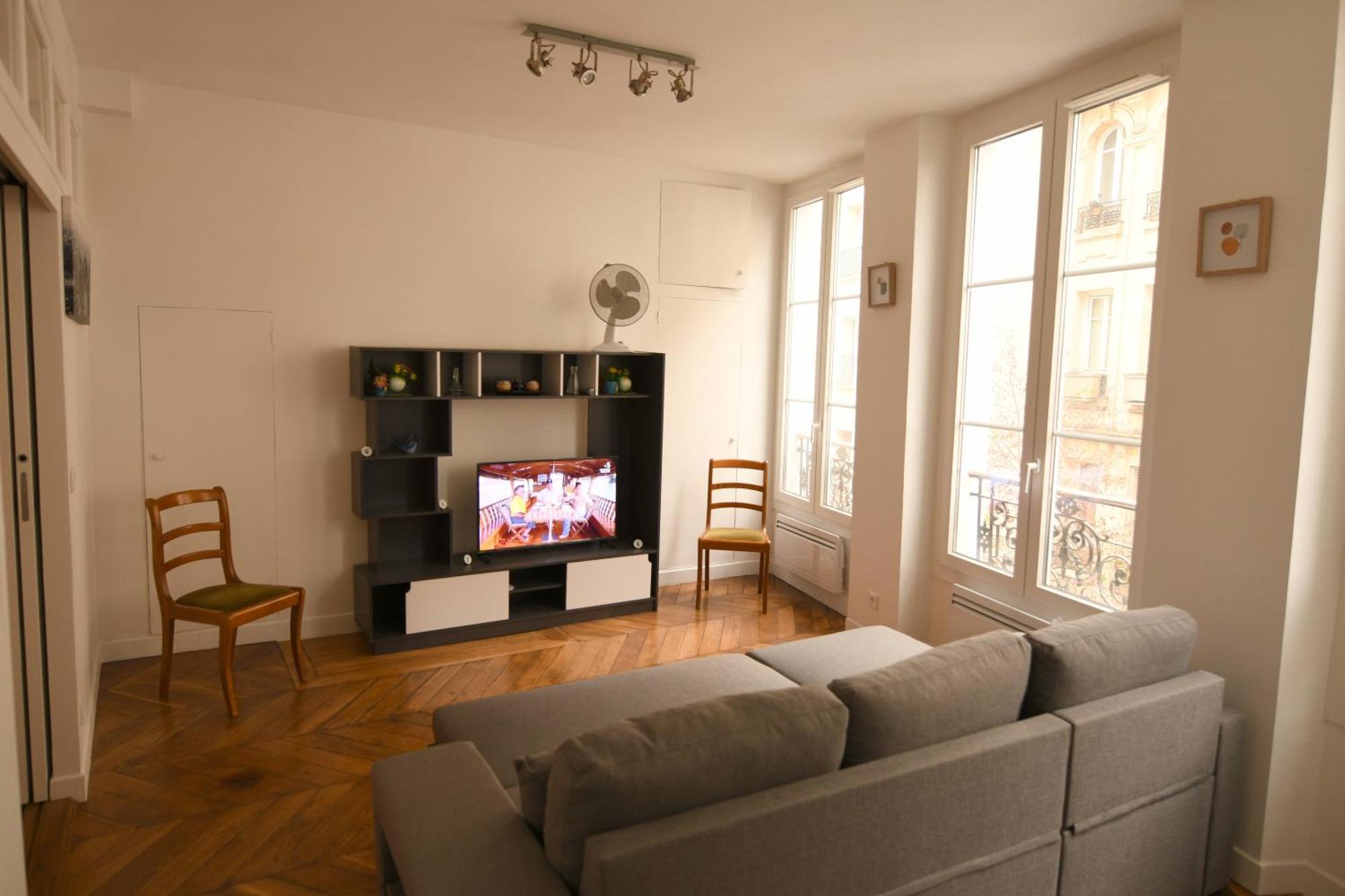 Hotel D'Orleans Paris Gare De L'Est ภายนอก รูปภาพ