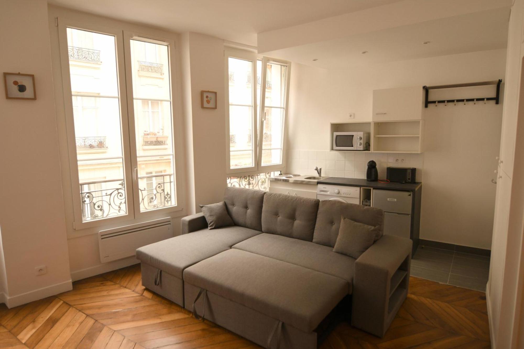 Hotel D'Orleans Paris Gare De L'Est ภายนอก รูปภาพ